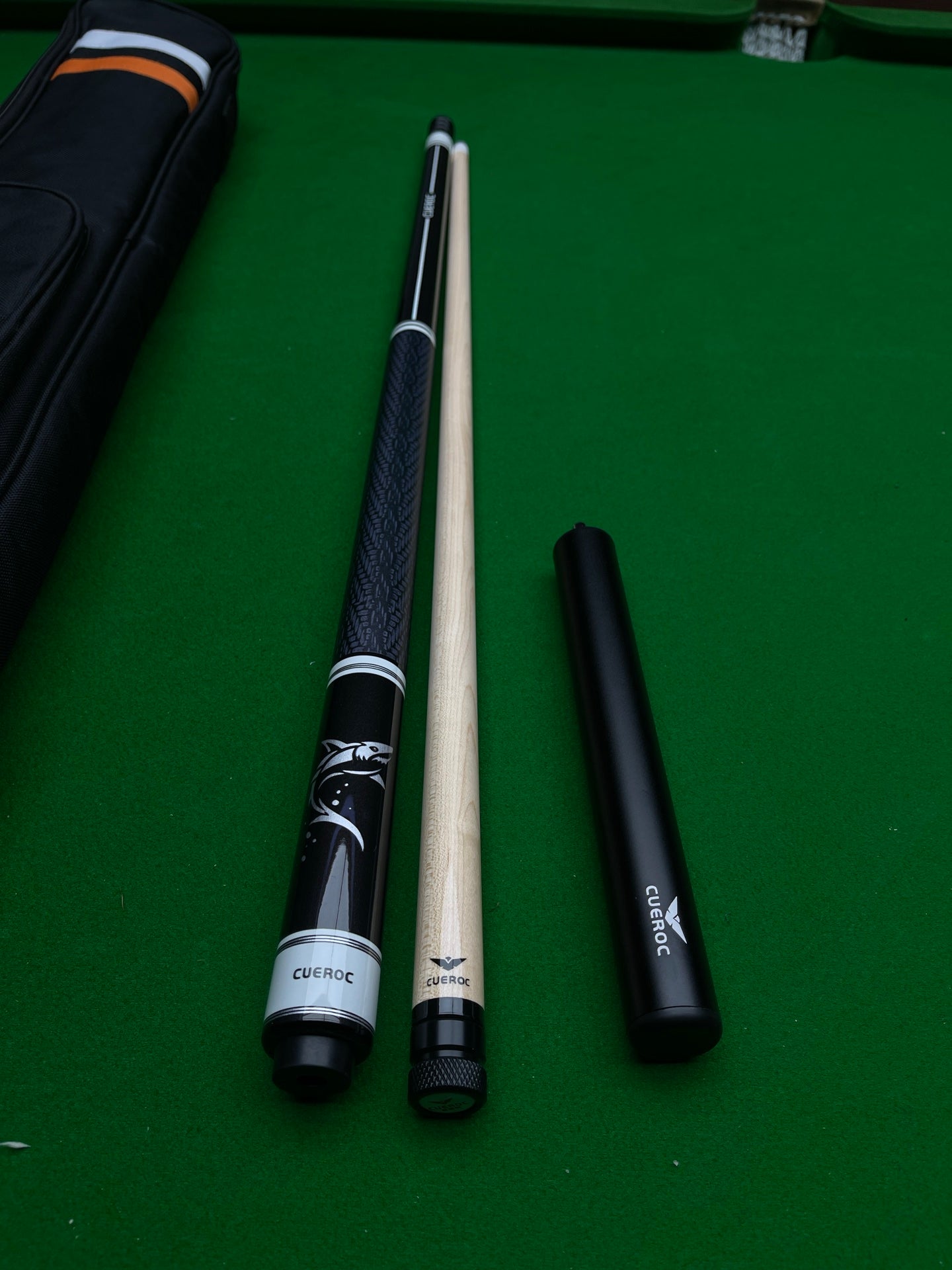 CUEROC  Series E1 Little Shark Pool Cue 9-Ball Competition Cue