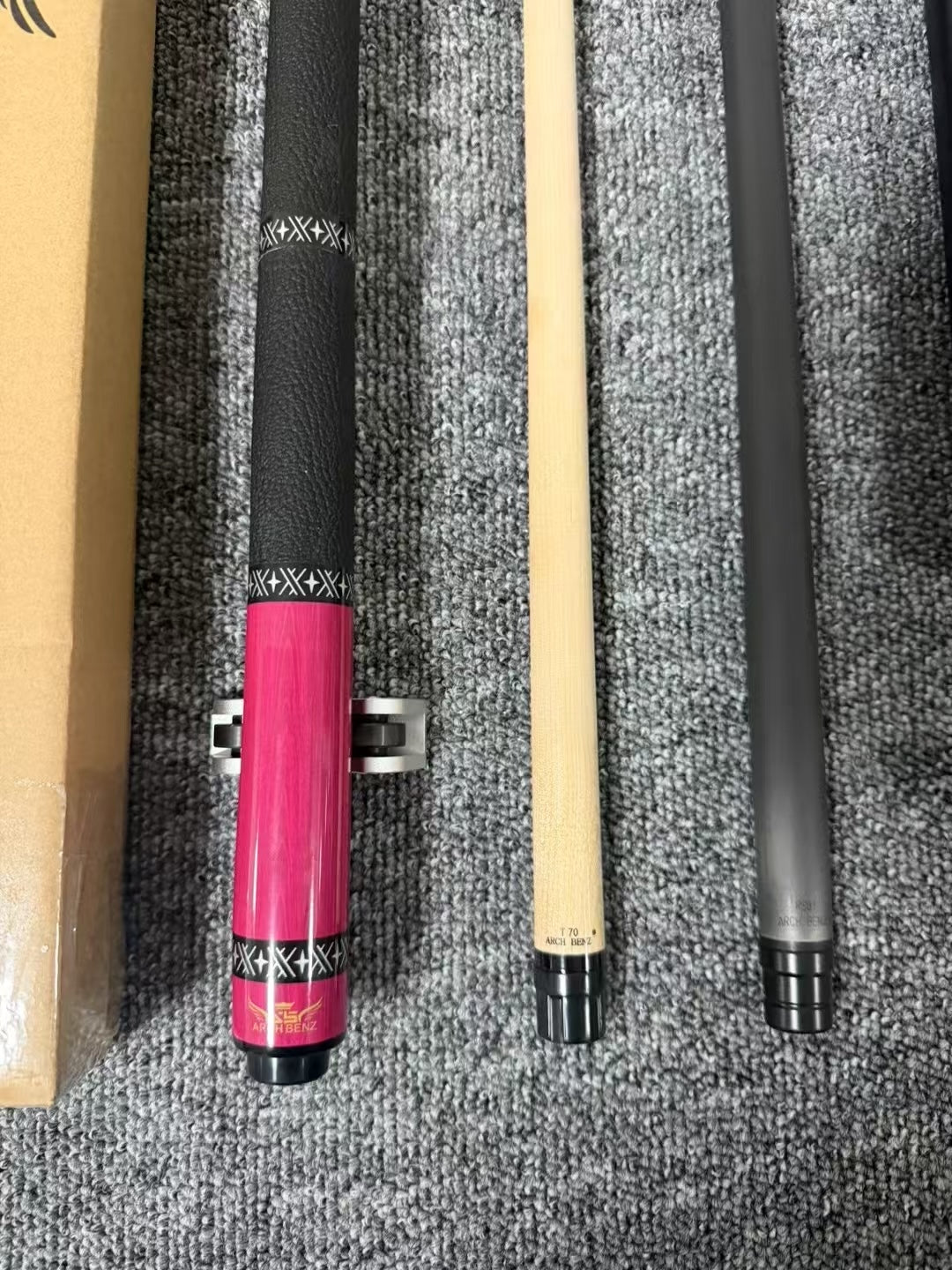 Osborne Journey Series 3 F3 Pink Handmade Pool Cue – Three-Piece Maple Wood Leather Grip High-Tech Replica Big Head Cue