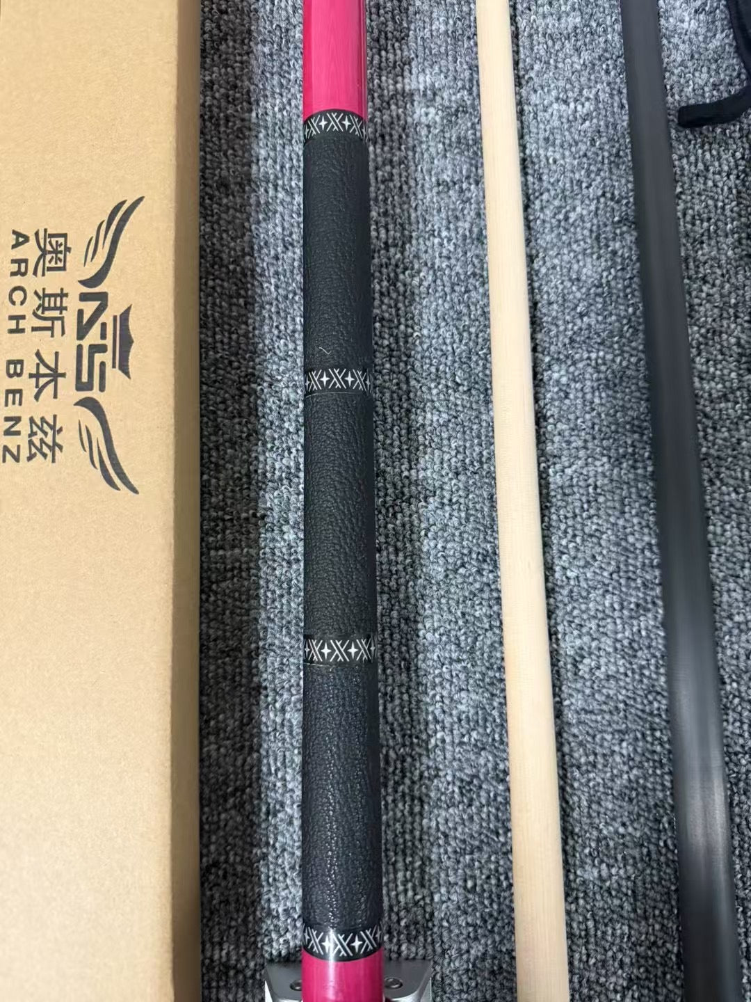 Osborne Journey Series 3 F3 Pink Handmade Pool Cue – Three-Piece Maple Wood Leather Grip High-Tech Replica Big Head Cue