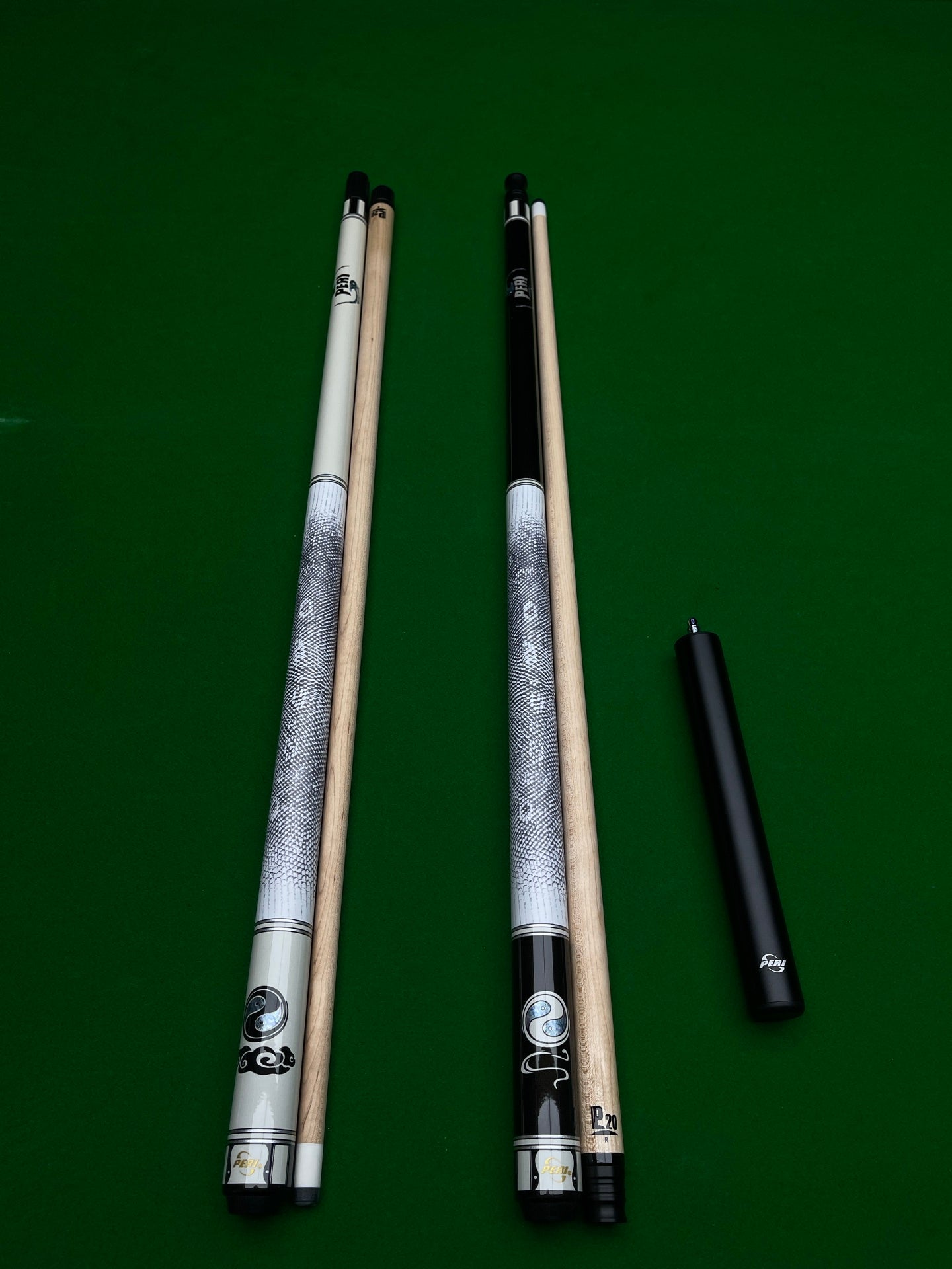 PERI Black Taiji / White Taiji PS2-0102 Pool Cue