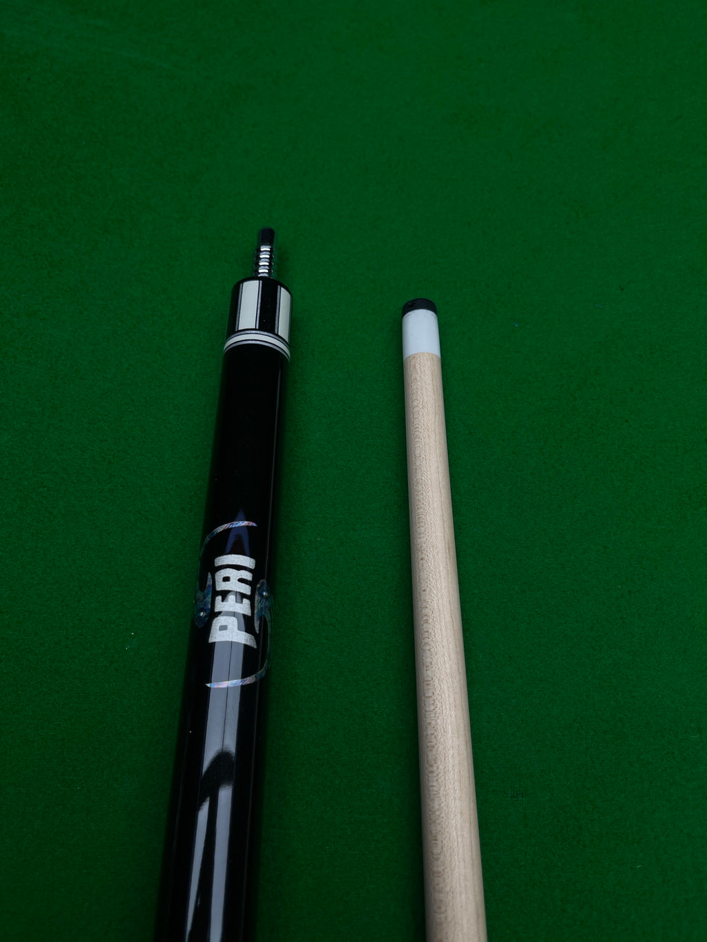 PERI Black Taiji / White Taiji PS2-0102 Pool Cue