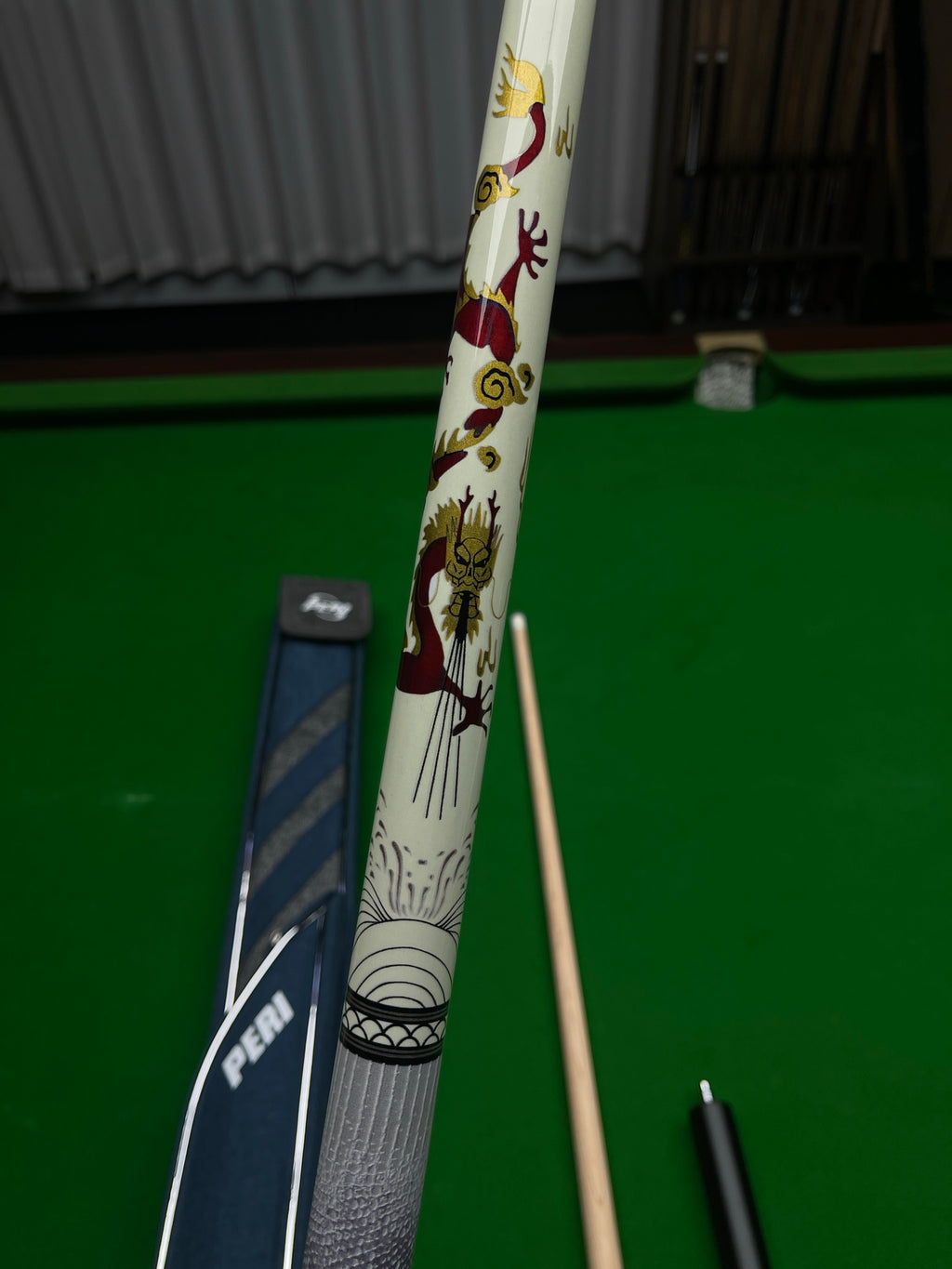 PERI White Dragon & Black Dragon II – Premium Chinese 8-Ball & 9-Ball Big Head Pool Cue